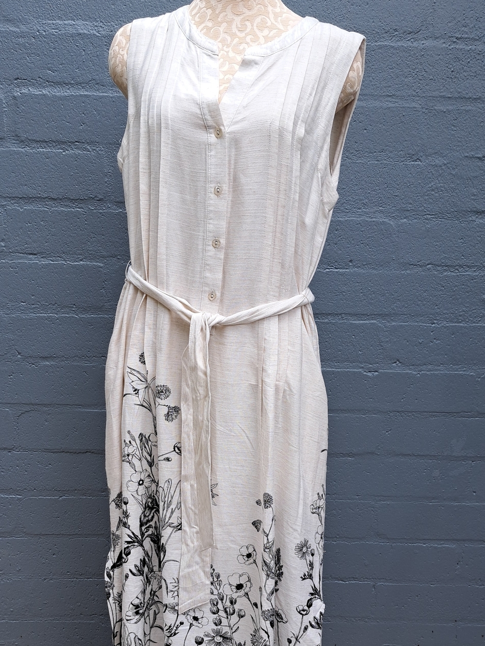Jane and Delancey Cream Sleeveless Floral Tie-Waist Maxi Dress